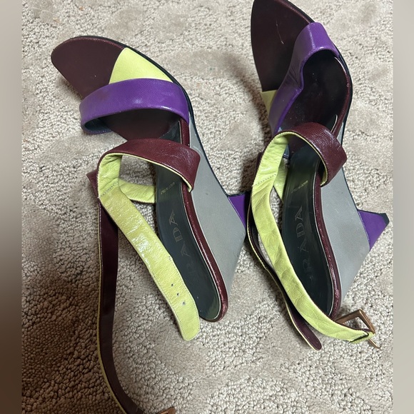 Vintage Prada heels with ankle strap - Picture 2 of 4